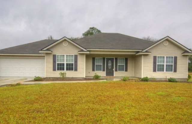 $500 Move In Discount! Peaceful 3-Bedroom Home on 1.78 Acres in Banks Lake Pointe – Just Minutes from Moody AFB photos photos