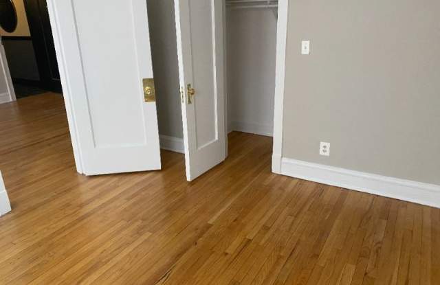 529 W Aldine 1S Gallery 4