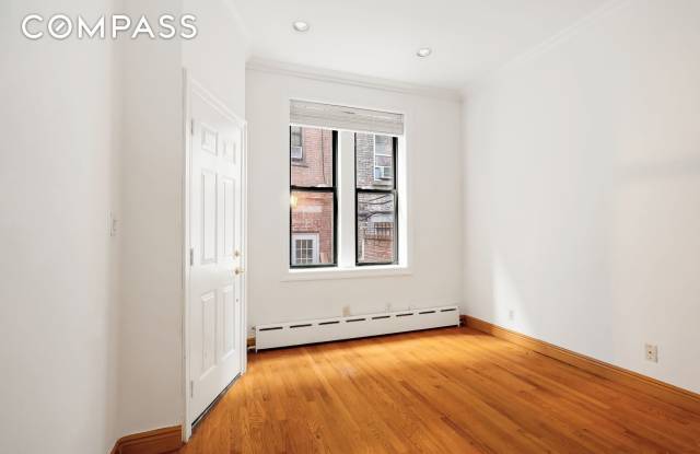 13 Cornelia Street Gallery 3