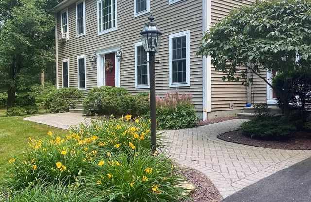 14 Emily Ln Gallery 1
