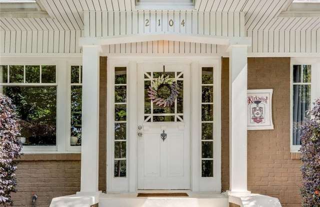 2104 Delano Drive NE Gallery 2