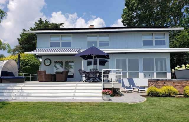 11 Beach Road photos photos