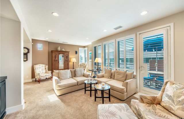 5507 W 149th Place Gallery 4