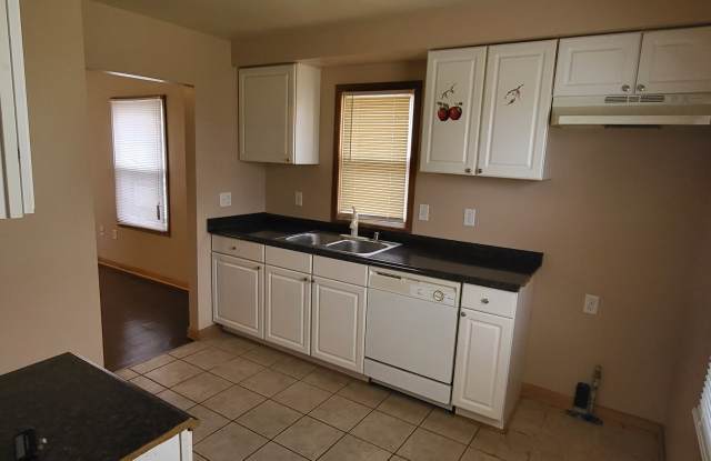 5738 N 55th Pl photos photos 5738 N 55th Pl photos photos