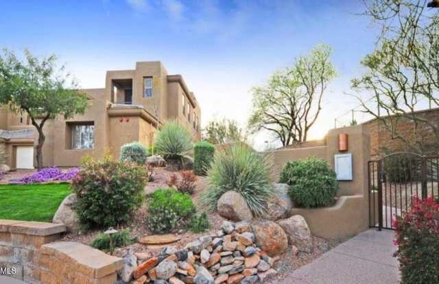 14850 E GRANDVIEW Drive unit: 204 photos photos