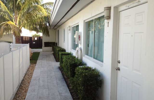 One bedroom apartment near Gulfstream photos photos