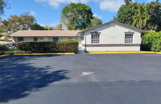 2319 S Johnson St photos photos