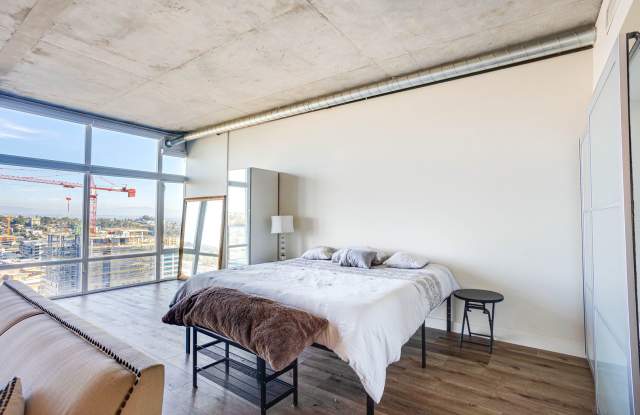 Modern 16th-Floor Loft with Panoramic Views at Smart Corner photos photos
