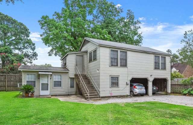 245 West Drive - 1Upper Apartment - 245 West Drive, Baton Rouge, LA 70806