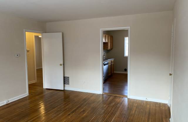 2005 Molton Ct Gallery 1