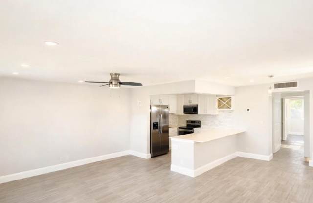 299 Tuscany F photos photos