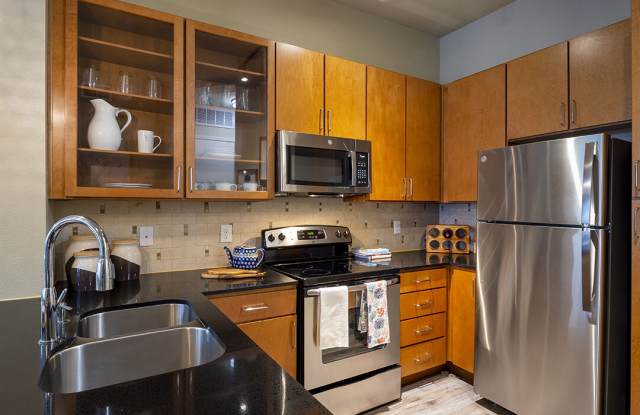 Richmond at Uptown photos photos Richmond at Uptown photos photos