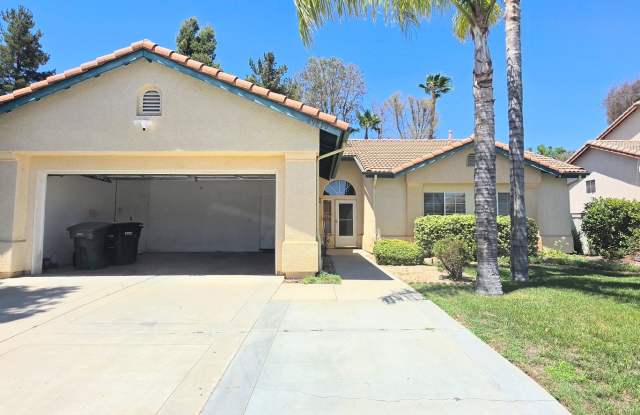 Gorgeous Single Story Home - In the Heart of Temecula Gallery 3