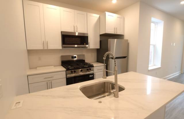 2017 South 17th Street - 2 photos photos