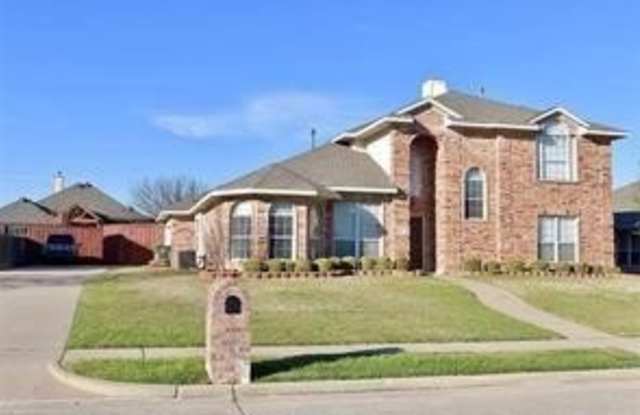 457 Lakehurst Drive - 457 Lakehurst Drive, Murphy, TX 75094