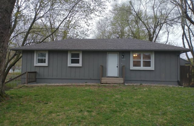 16801 E 3rd Terr N - 16801 East 3rd Terrace North, Independence, MO 64056