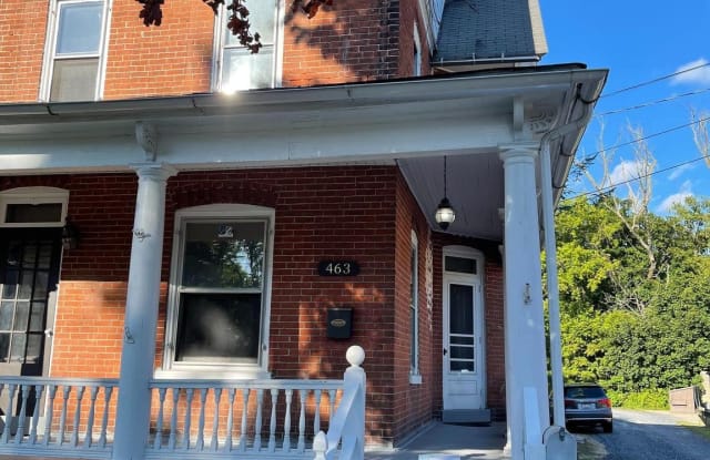 463 E BROAD STREET - 463 East Broad Street, Quakertown, PA 18951