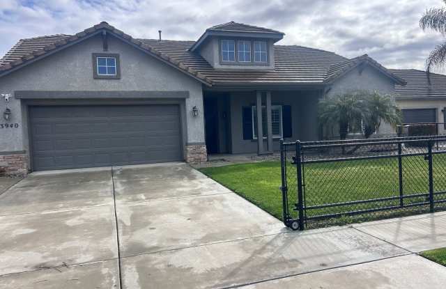3 bed 2 bath - South Visalia! photos photos