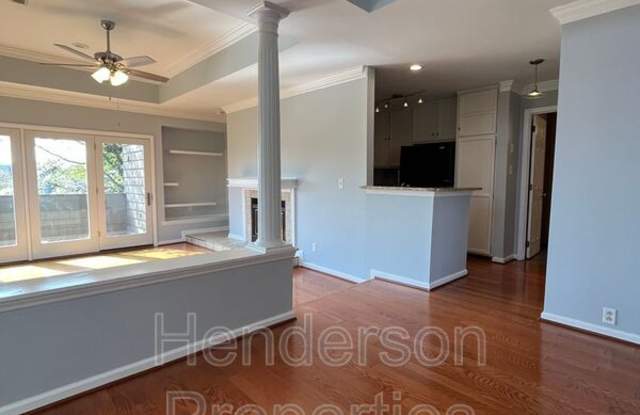 1109 East Morehead Street photos photos