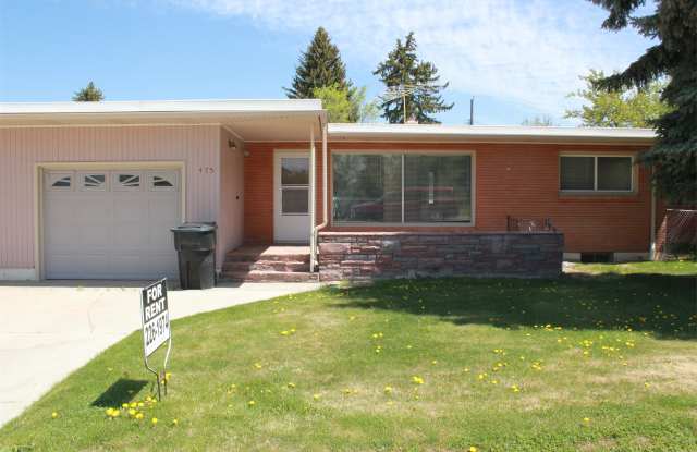 475 East Park St. photos photos