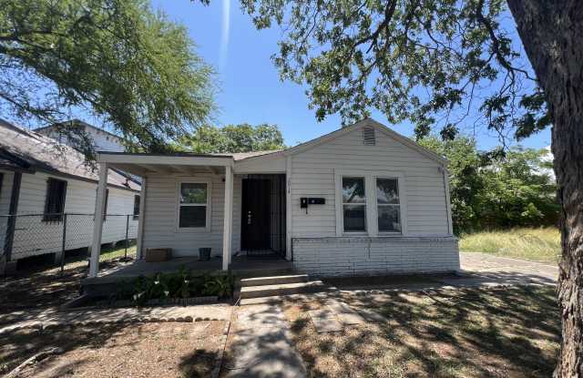 2814 Elgin St - 2814 Elgin Street, Corpus Christi, TX 78405