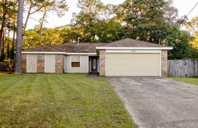 3/2 located in Ft. Walton Beach - 428 Northampton Circle, Wright, FL 32547