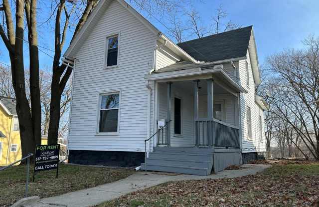 Move In Special- Free February 2025 Rent! - 917 Chittock Avenue, Jackson, MI 49203