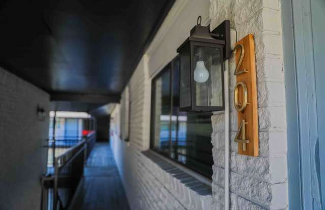 Pergola at Bishop Ride Gallery 2