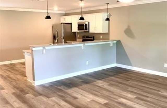 2506 E. Main StreetUnit F6 photos photos