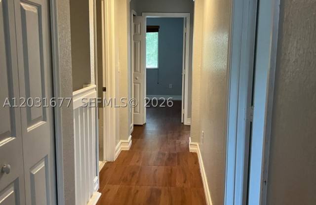 2606 SE 15th Pl Gallery 3