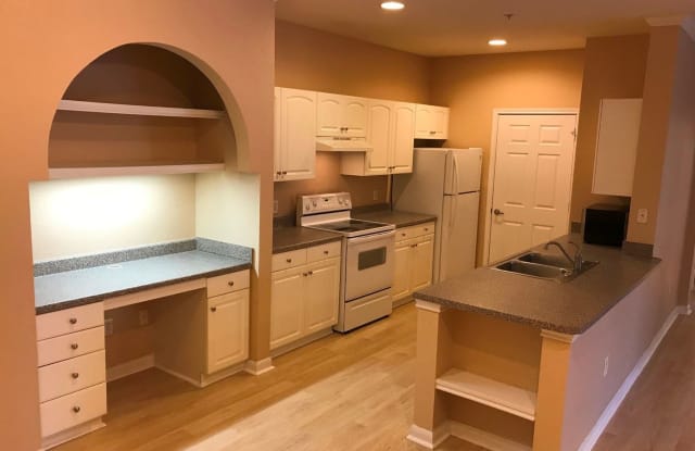 860 N Orange Ave  #260 - 860 N Orange Ave Unit 260, Orlando, FL 32801