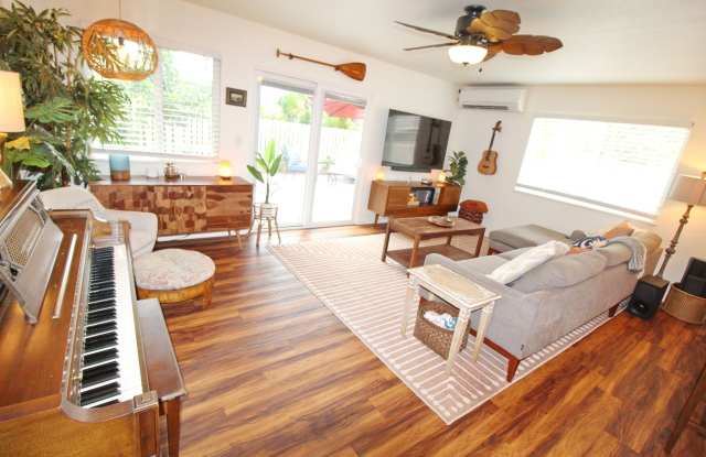 Stand-alone, Remodeled, Tastefully Furnished and Decorated 3Bed/2Bath Home in Southpointe with a Private Jacuzzi - 480 Kenolio Road, Kihei, HI 96753