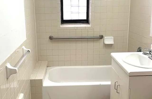 2023 Belmont Ave photos photos
