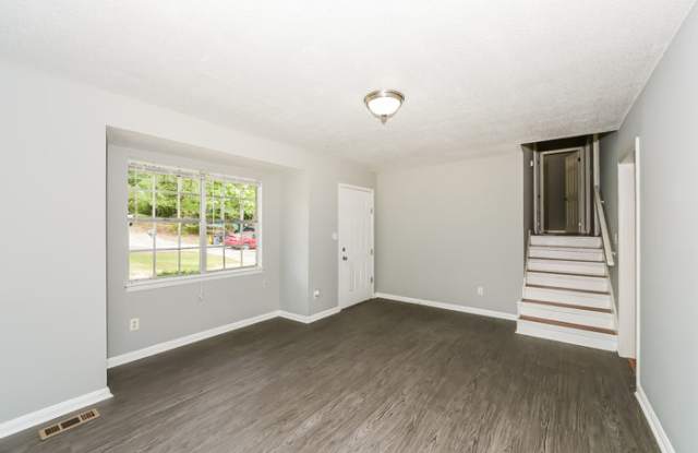 5368 Willow Ridge Lane Gallery 3