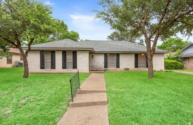 5600 Lake Highlands Drive photos photos