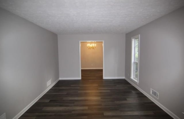 3765 Manor House Drive Gallery 3