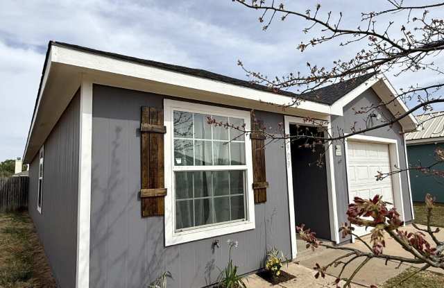8909 Temple Avenue Gallery 2