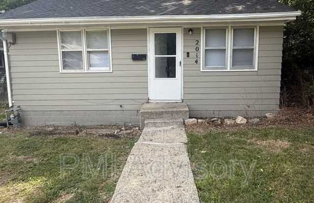 2014 SW Van Buren St photos photos
