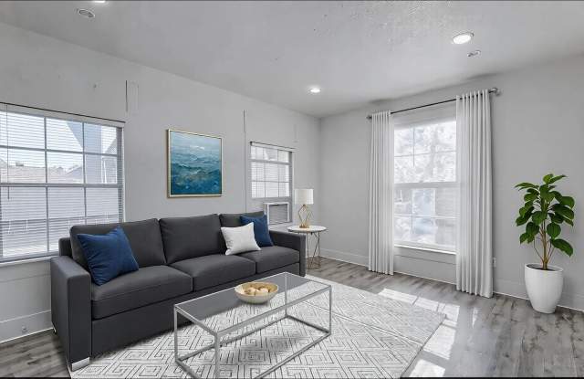 Charming 1-Bedroom Apartment in Sherman! photos photos