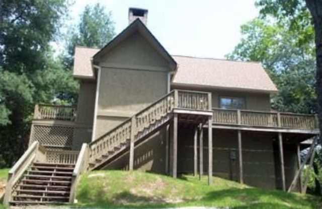 560 Chalet Village Dr photos photos