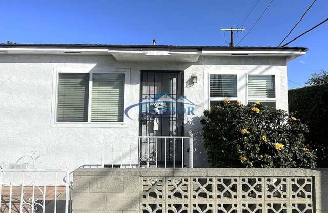 1132 S. Mesa Street photos photos