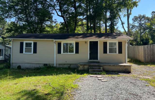 Great 3 bedroom 1 bath for rent - 828 Roane Street, Durham, NC 27704