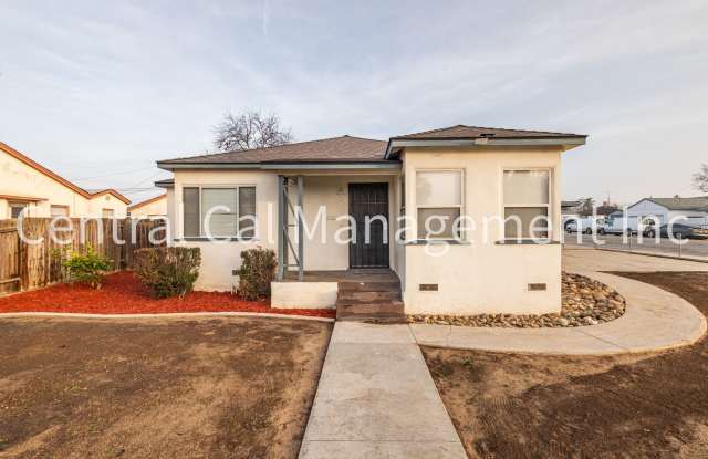 2 Bedroom, 1 Bath Home - $1595 per month! photos photos