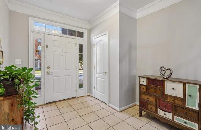 21895 SCHENLEY Terrace Gallery 2