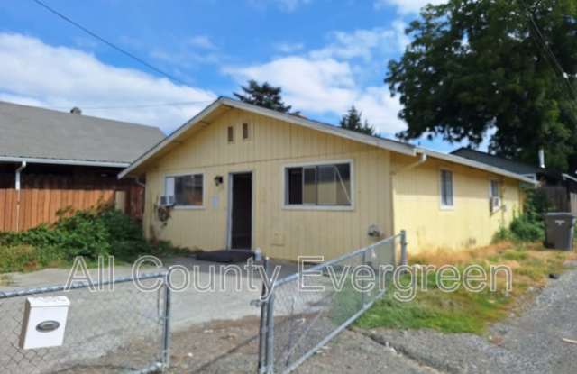 708 5th St SE photos photos