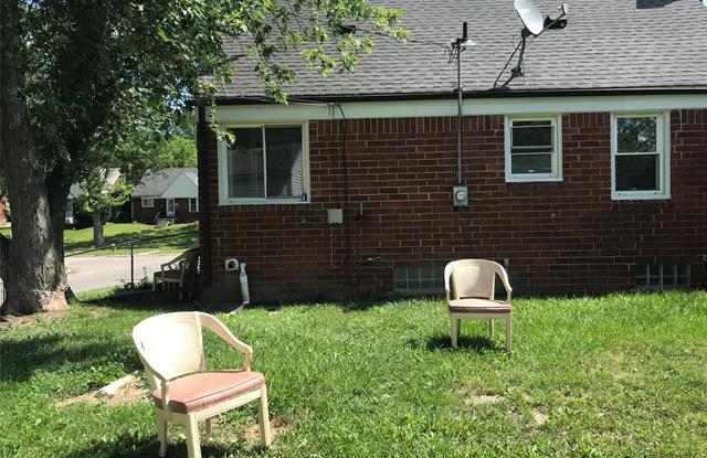 1212 COLONIAL Drive Gallery 3