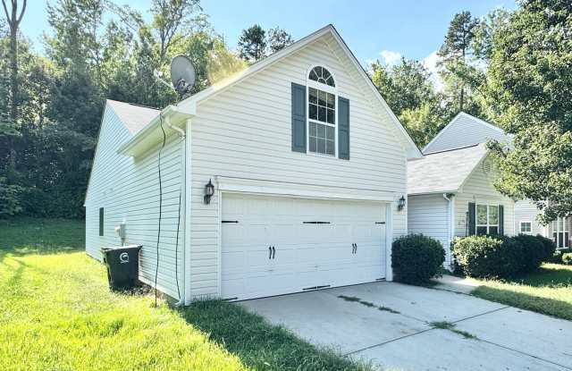 Open concept 3 or 4 BR in Manchester Subdivision off McKnight Mill Road Gallery 1