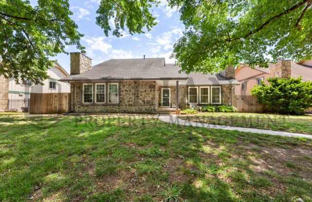 1111 East Redwood Road photos photos