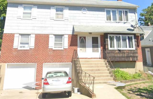 7 Jefferson Avenue Gallery 1