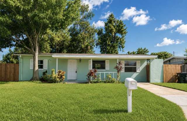 Coming Soon! 3 Bedroom, 1 Bathroom Home for Rent in Apollo Beach! photos photos